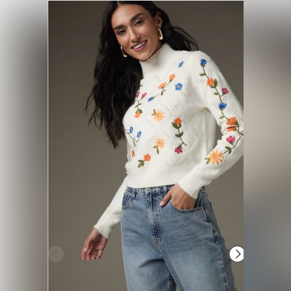 Francesca’s Abigail Miami Floral Embroidered White Sweater, Size Medium